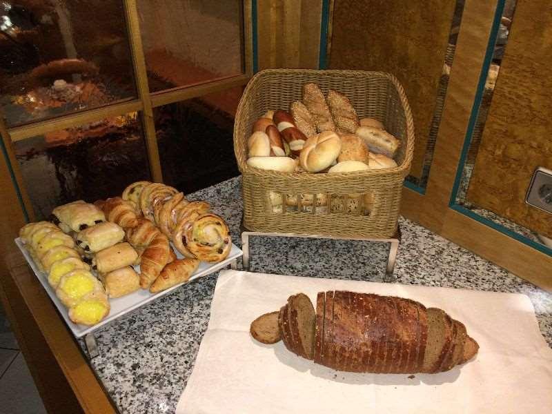 Christophe Colomb Luxembourg Restoran gambar